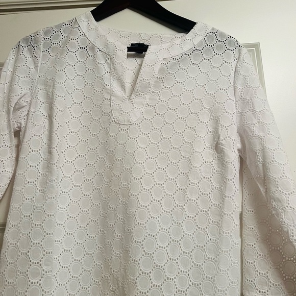Beautiful like new white cotton Talbots dress or bathing suit cover up size xs - Picture 2 of 9